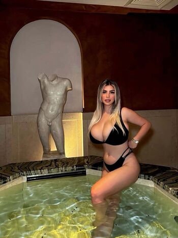 🔥 Valentina di rocco  page leaked private photo uncensored full