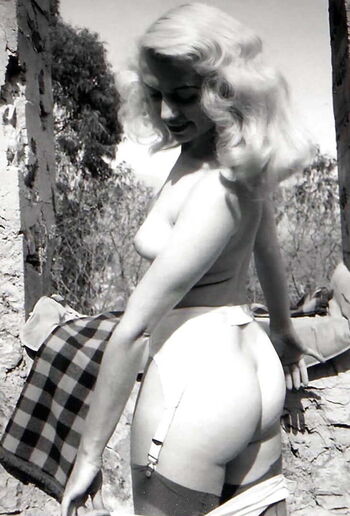 🔥 Vintage starlets page leaked private photo uncensored full