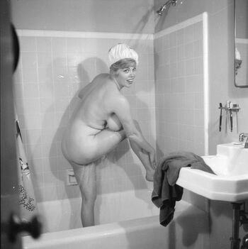 🔥 Vintage starlets page leaked private photo uncensored full