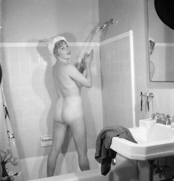 🔥 Vintage starlets page leaked private photo uncensored full