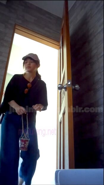 🔥 Voyeur asian pissing toilet amp upskirts only page leaked private photo uncensored full