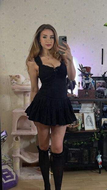 🔥 Yaboielina page leaked private photo uncensored full