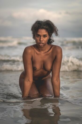 🔥 Yasmeen kearra page leaked private photo uncensored full
