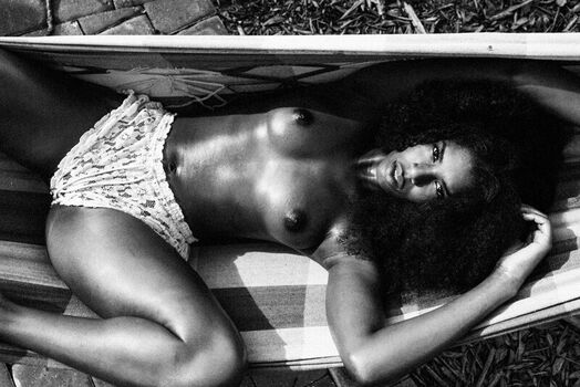🔥 Yasmeen kearra page leaked private photo uncensored full