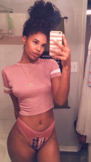 🔥 Yasmeen kearra page leaked private photo uncensored full