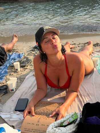 🔥 Yesjulz  page leaked private photo uncensored full