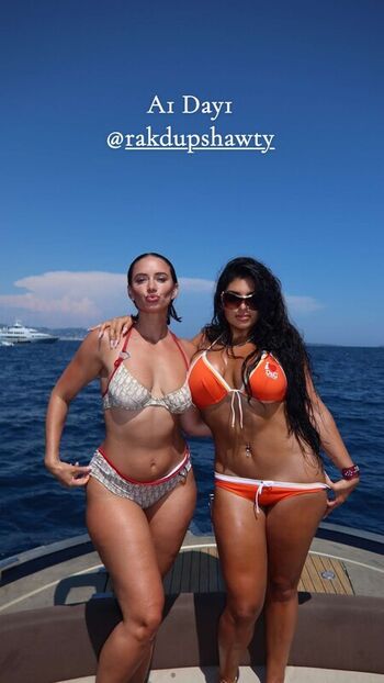 🔥 Yesjulz  page leaked private photo uncensored full