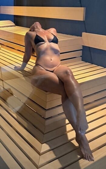 🔥 Yesjulz  page leaked private photo uncensored full