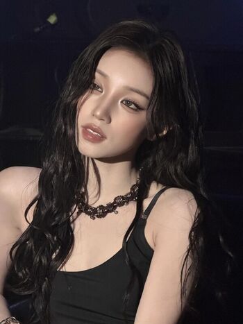 🔥 Yuqi leaked private photo uncensored full