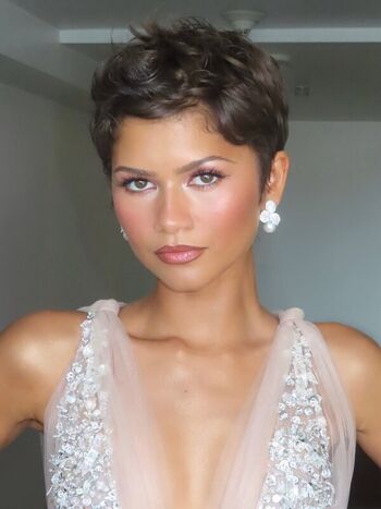 🔥 Zendaya page leaked private photo uncensored full