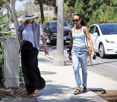 🔥 Zoe saldana page leaked private photo uncensored full