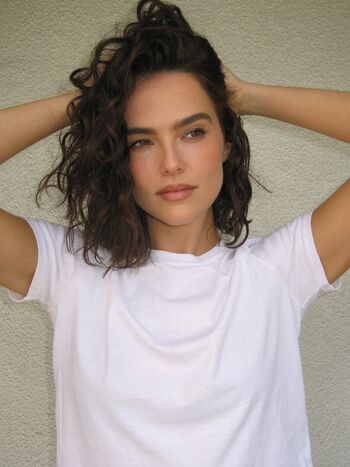 🔥 Zoey deutch page leaked private photo uncensored full
